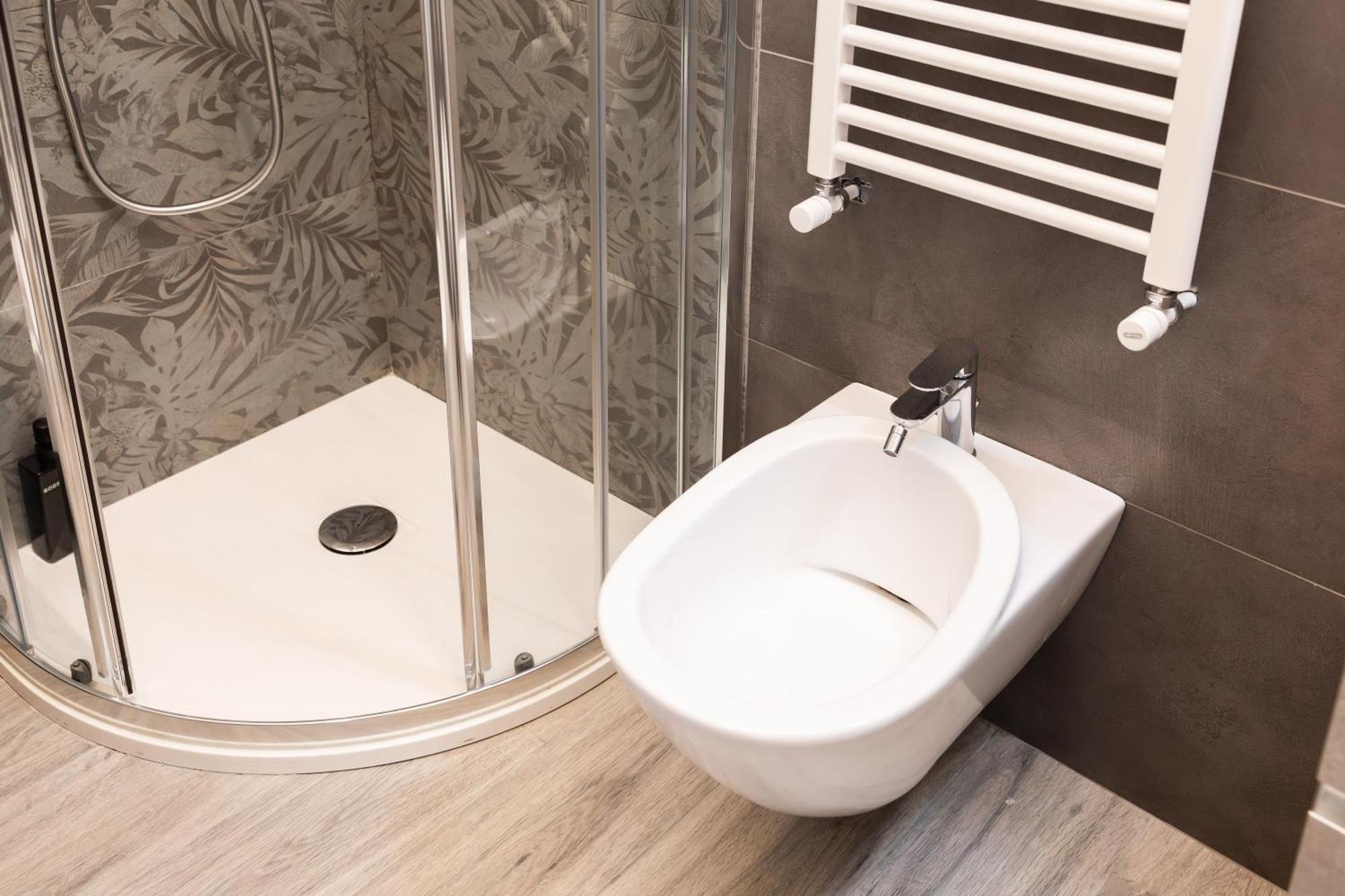 Dall'Arca Suites Bologna Station - Center - Fiera ภายนอก รูปภาพ