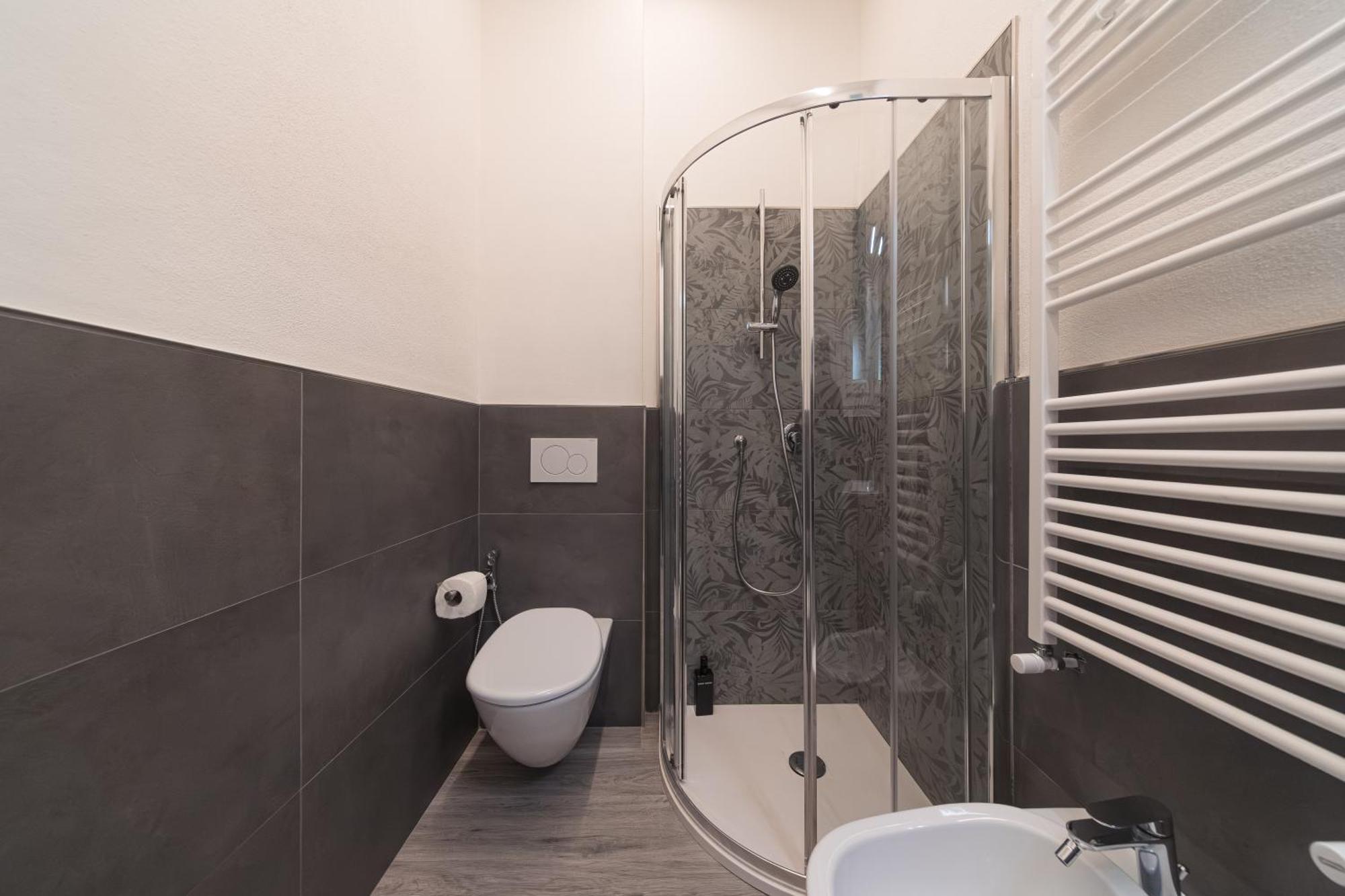 Dall'Arca Suites Bologna Station - Center - Fiera ภายนอก รูปภาพ