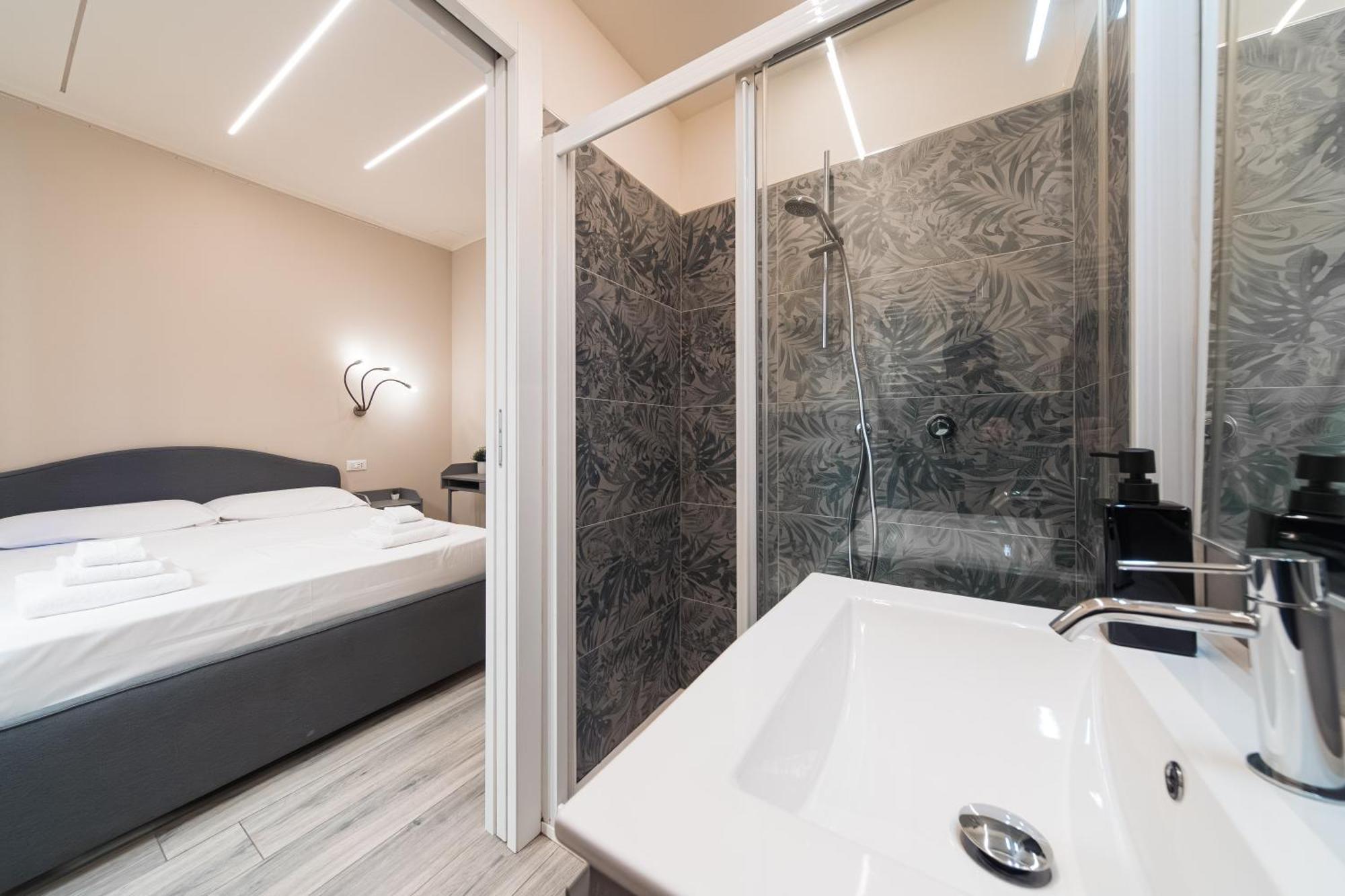 Dall'Arca Suites Bologna Station - Center - Fiera ภายนอก รูปภาพ